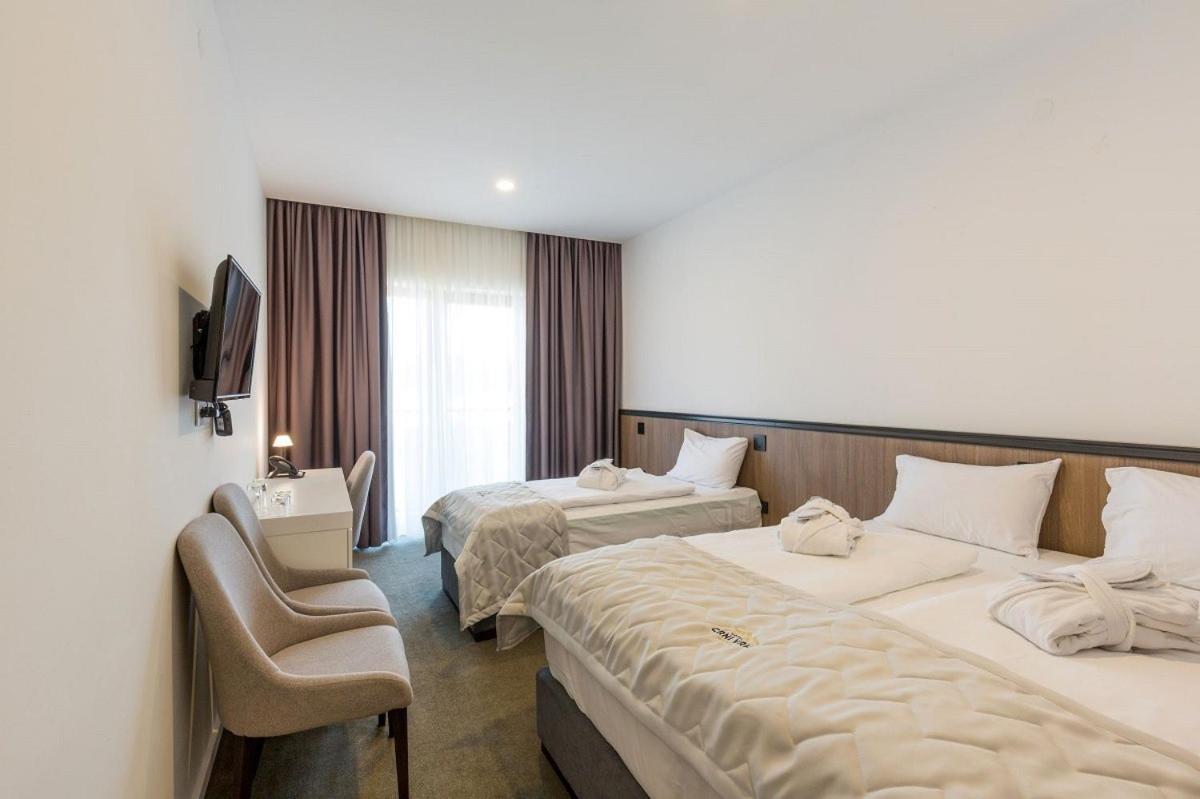 Hotel Crni Vrh Divčibare Værelse billede